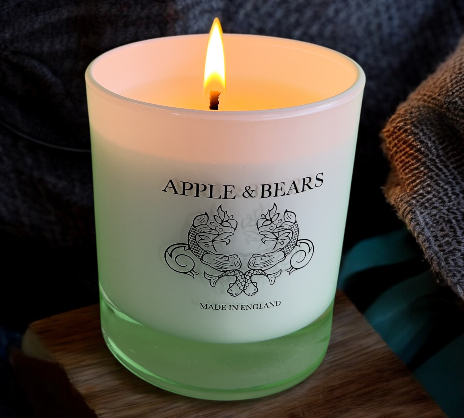 Apple & Bears luxury natural soy wax candle lit - hand poured in England - pure cotton wick - recyclable glass vessel - made in England - cosy lifestyle